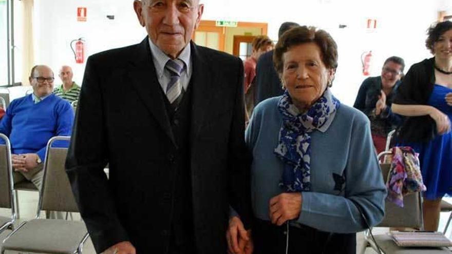 Fidel García y Rosario Alonso, en La Caridad.