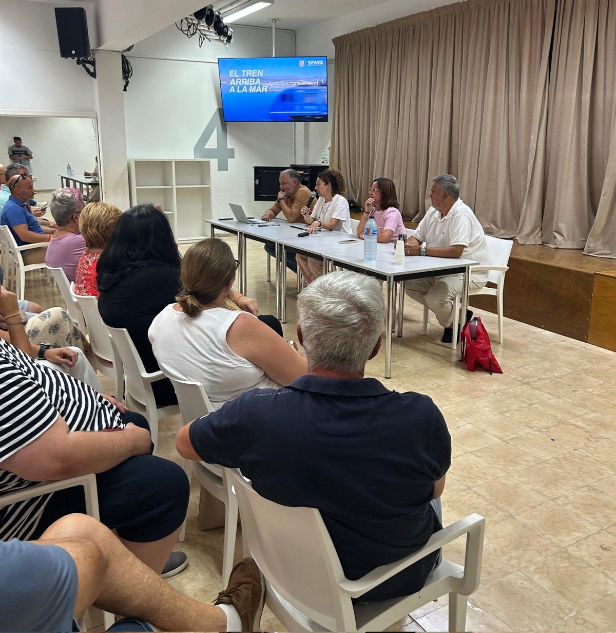 Otra imagen de la reunión celebrada en Alcúdia.