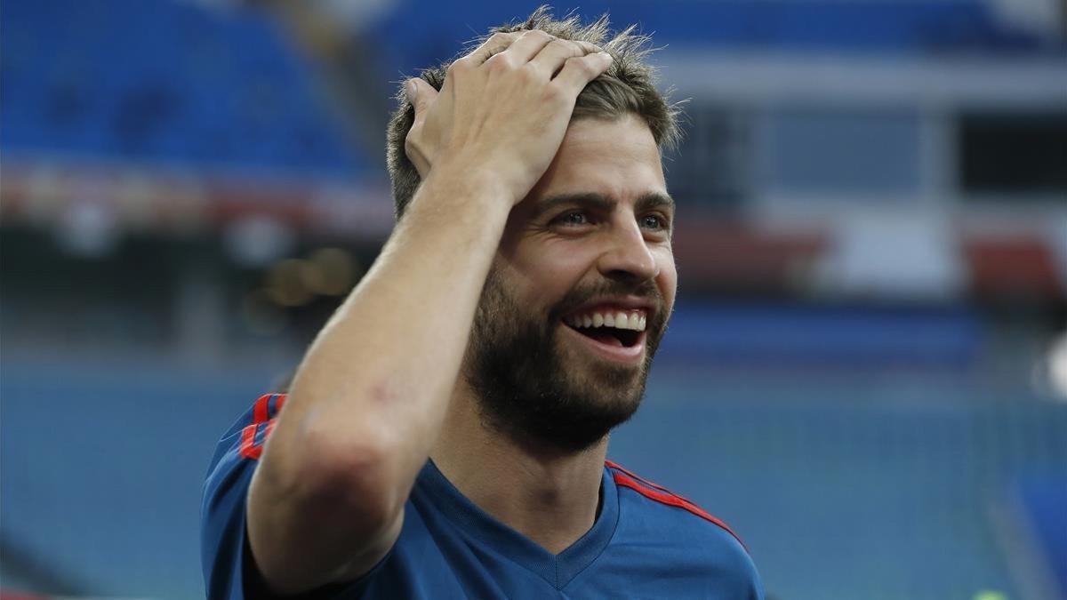 Gerard Piqué en un entrenamiento con la selección española