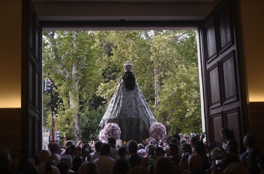 La Fuensanta baja en romería hasta la Catedral