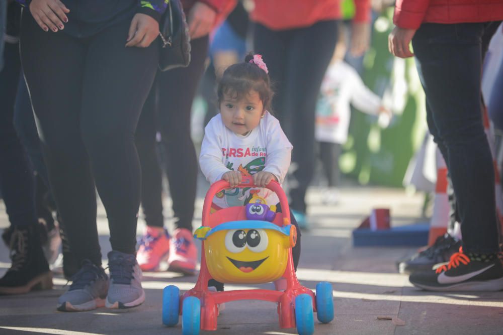 Mil niños y niñas participan en la carrera infantil de Reyes en Palma