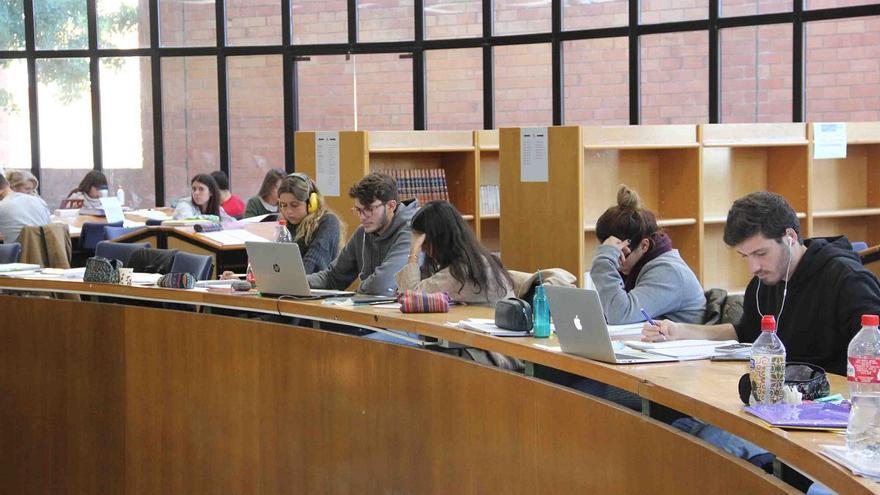 Consulta la resolución de las becas de la Junta de Andalucía para el curso 2021/2022