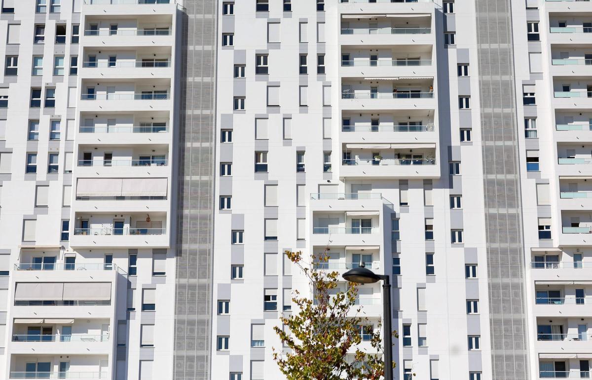 Edificio de viviendas en València.