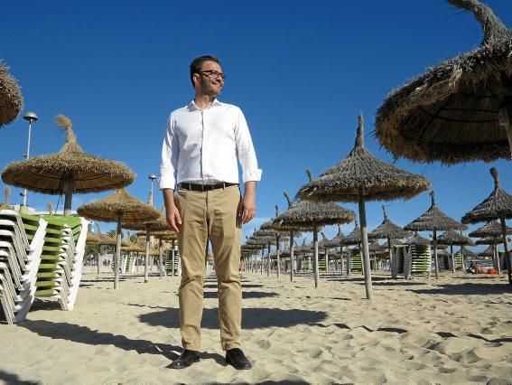 José Hila besucht die Playa de Palma