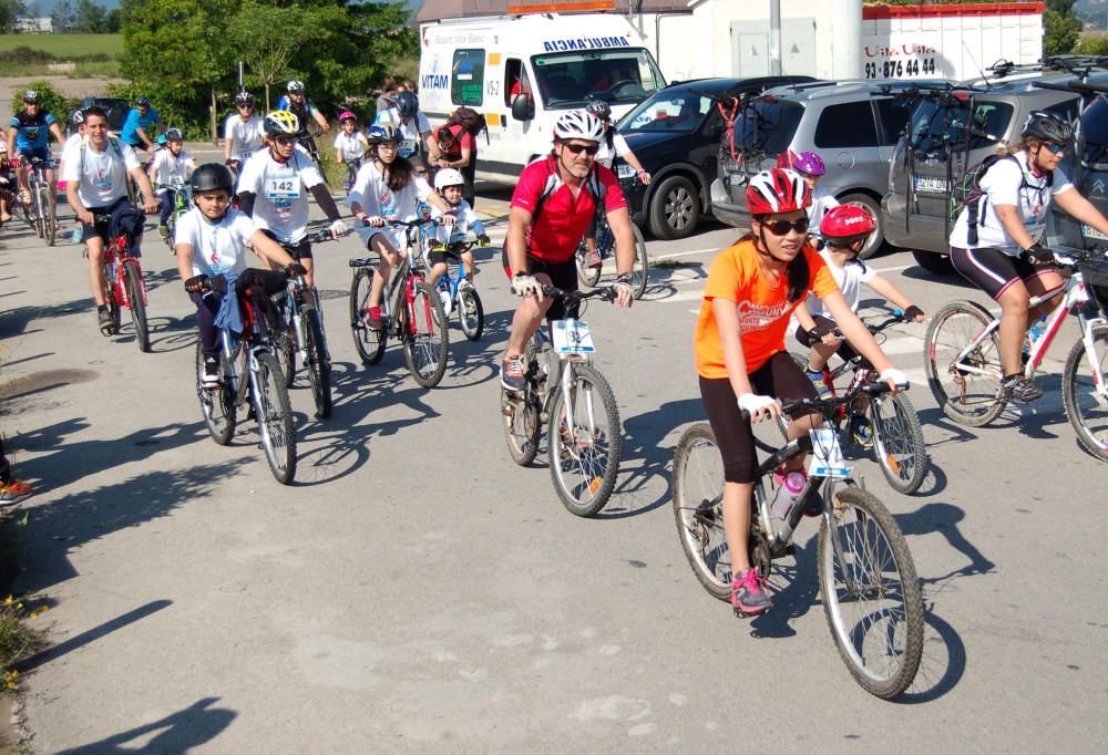 La Decabike reuneix uns 300 amants de la bici a Manresa