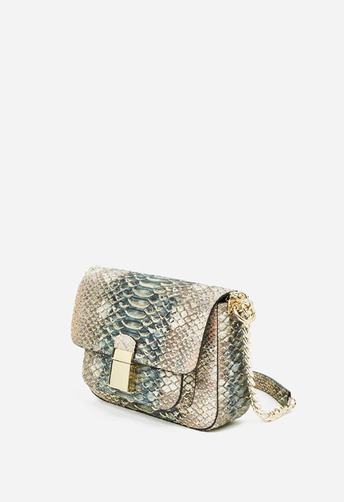 Bolso de serpiente de Uterqüe