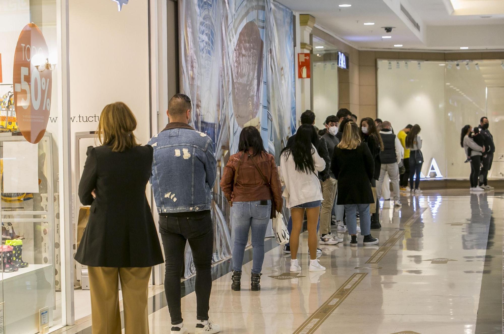 Así están los centros comerciales de Alicante este fin de semana