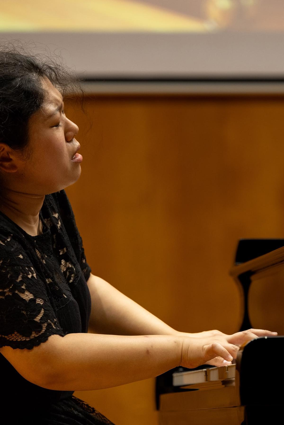 Hyo-Eun Park.