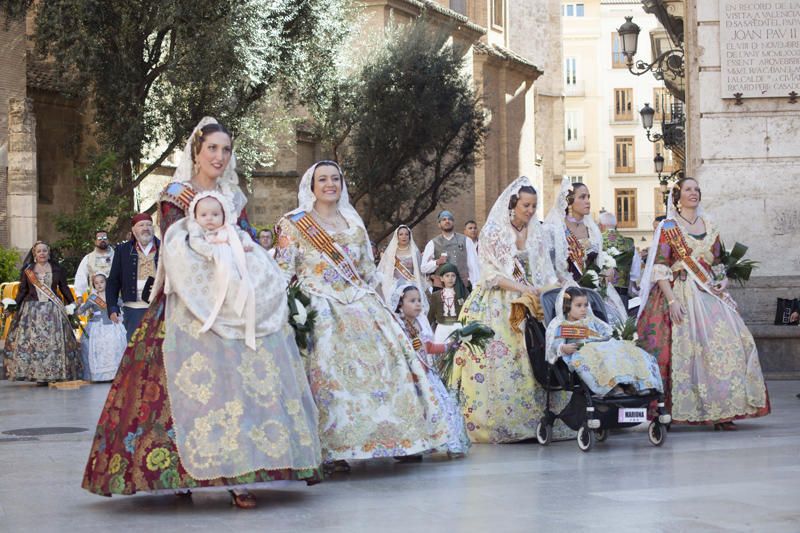 Comisiones falleras que han desfilado hasta las 18:00 horas.