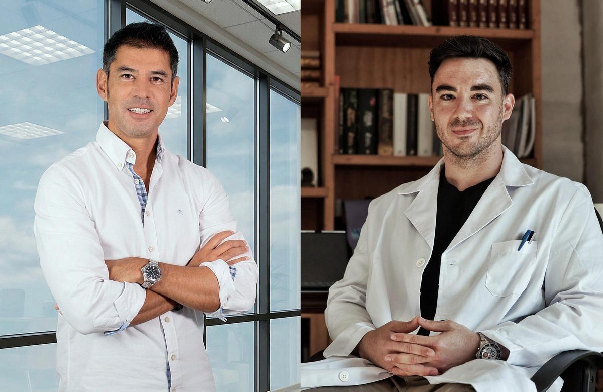 El fundador de la academia APIR, Kazuhiro Tajima, y el psicólogo mallorquín Rodrigo Renedo, que acaba de aprobar el PIR.