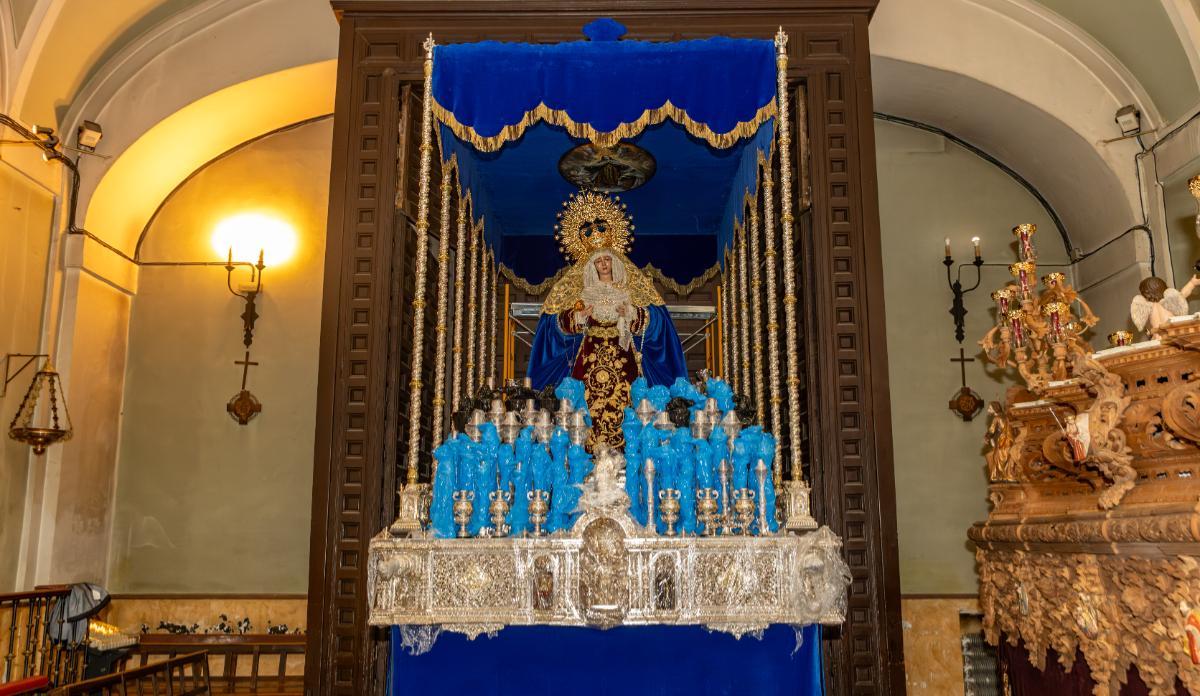La Virgen de las Angustias del paso de la Hermandad de los Gitanos de Madrid.