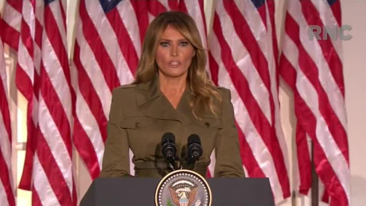 Melania Trump reconoce la gravedad de la pandemia de covid-19