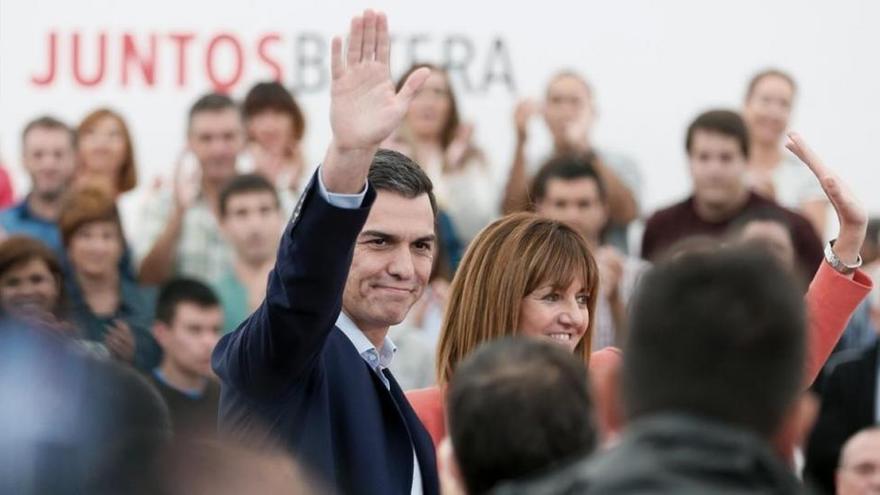 Sánchez insta a Ciudadanos y Podemos a poner fin a los &quot;vetos cruzados&quot;