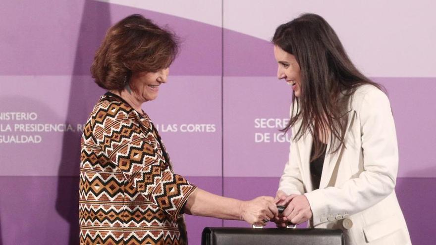 Carmen Calvo e Irene Montero.