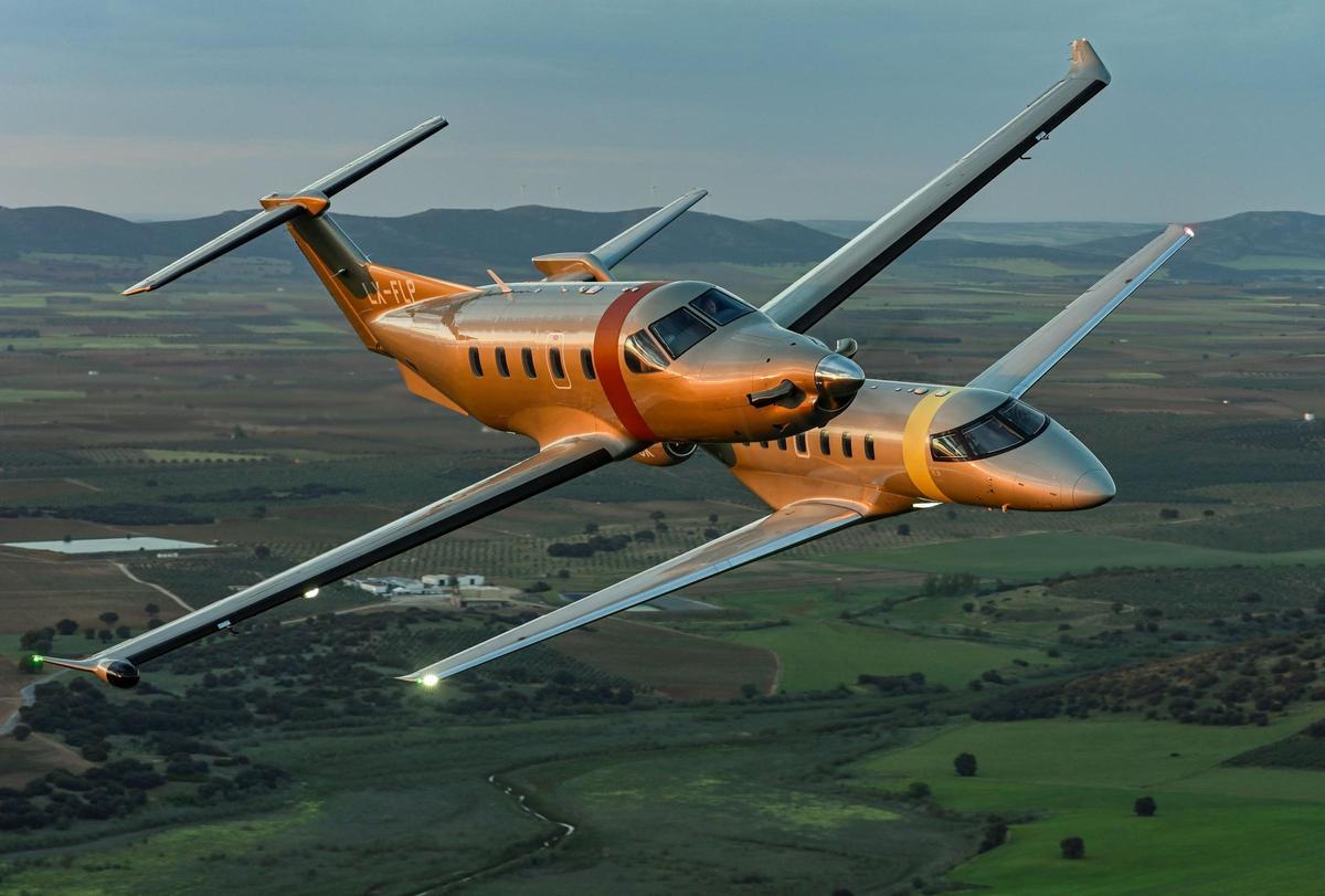 Dos PC-12 de Jetfly en pleno vuelo.