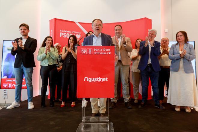 Mira aquí todas las fotos de la presentación de las listas electorales del PSOE del Consell y Parlament en Ibiza