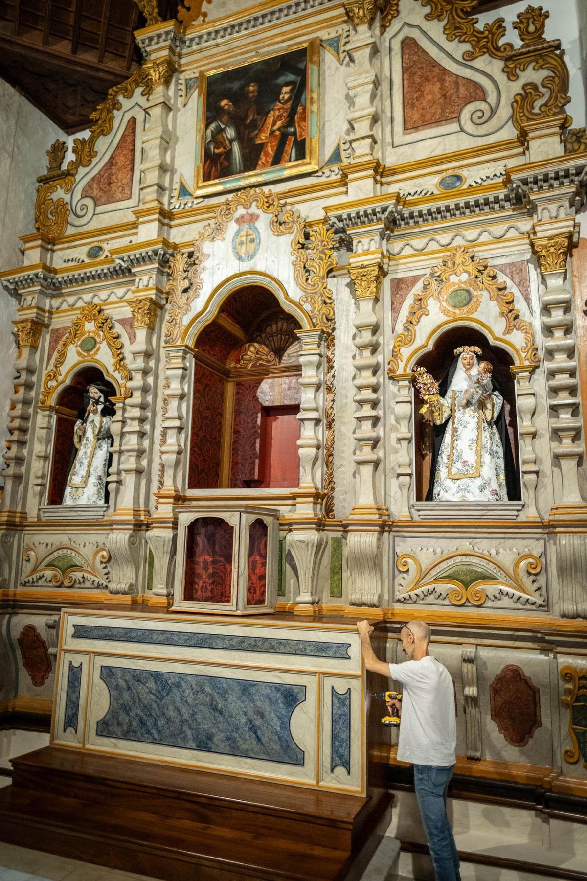 El nuevo retablo de Santiago Apóstol en la iglesis de La Concepción de Santa Cruz