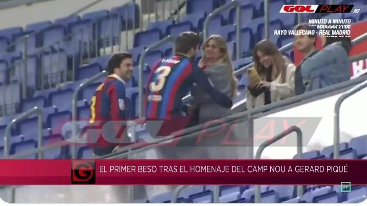 La imagen en la que se ve a Clara Chía con Piqué en el Camp Nou.