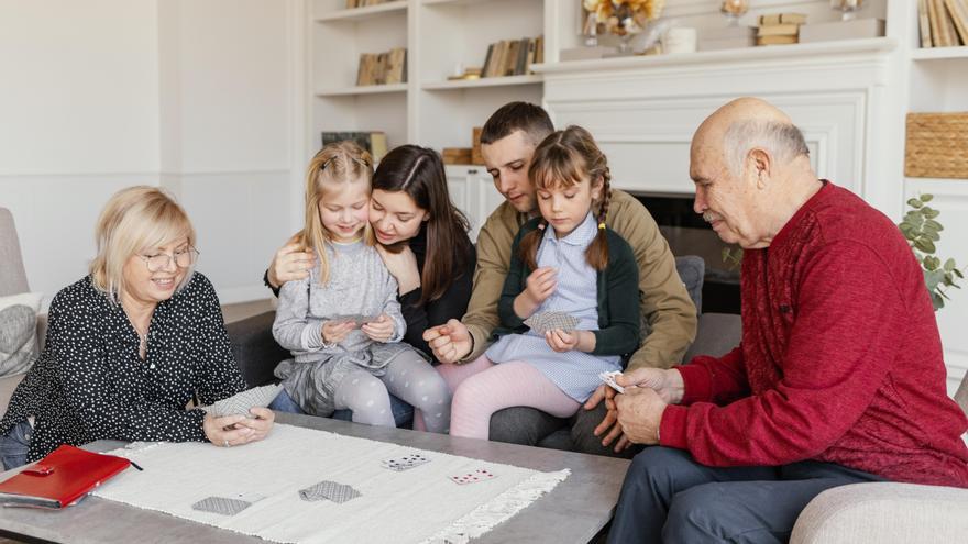 Ocho planes de verano que podemos hacer con los pequeños de la casa