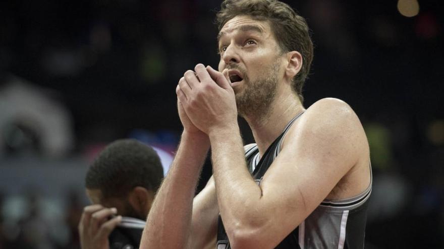 Pau Gasol se fractura una mano y es baja indefinida en la NBA