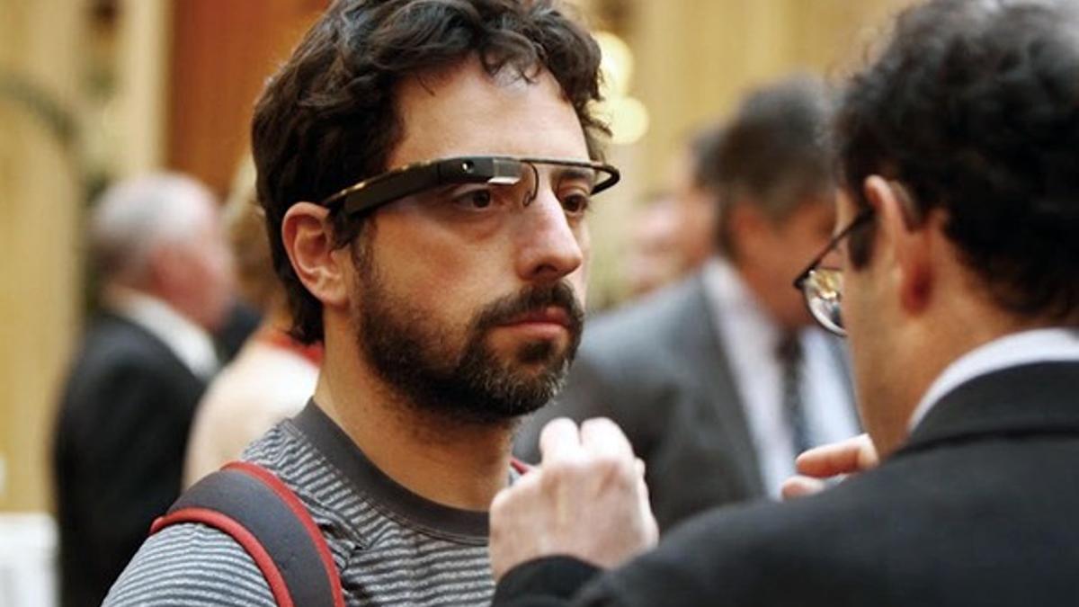 Sergey Brin, el pasado martes, con las gafas de Google Glass.