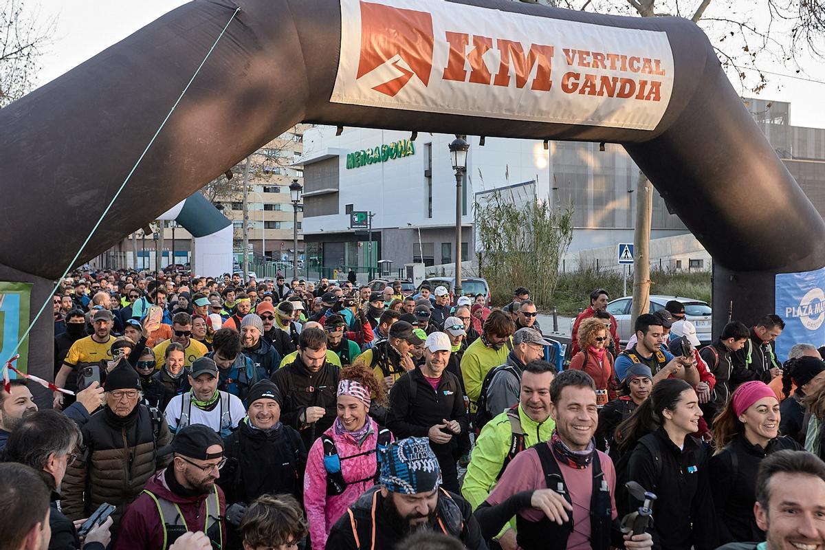 Éxito total en el XXIV KM Vertical de Gandia con un millar de participantes
