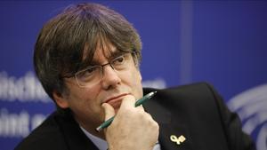 undefined51723868 catalan leader carles puigdemont reacts during a press confe200115181716