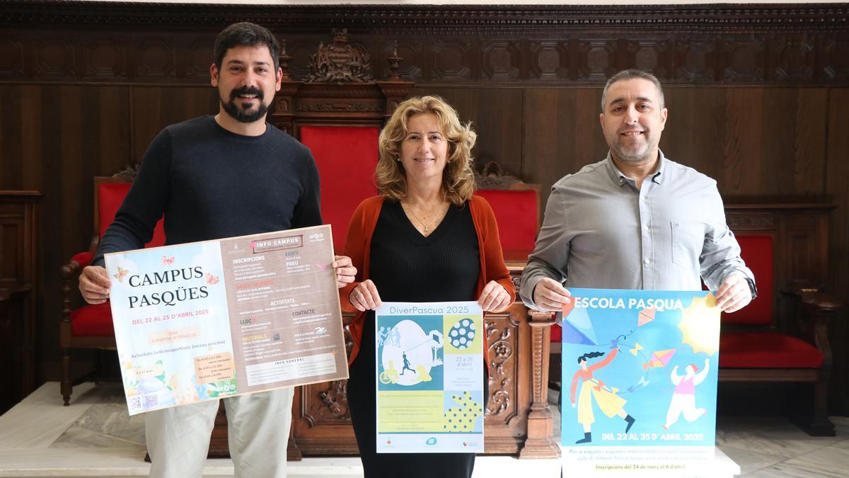 Presentación de los tres campus en el Ayuntamiento de Sagunt.