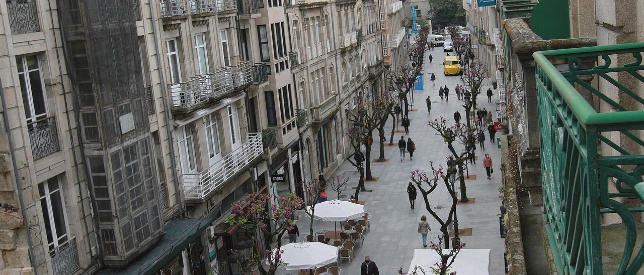 Una vista de la calle del Paseo de Ourense. //IÑAKI OSORIO