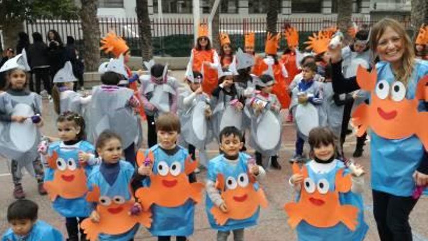 Recuerdos gráficos de un Carnaval imborrable en la memoria de los escolares