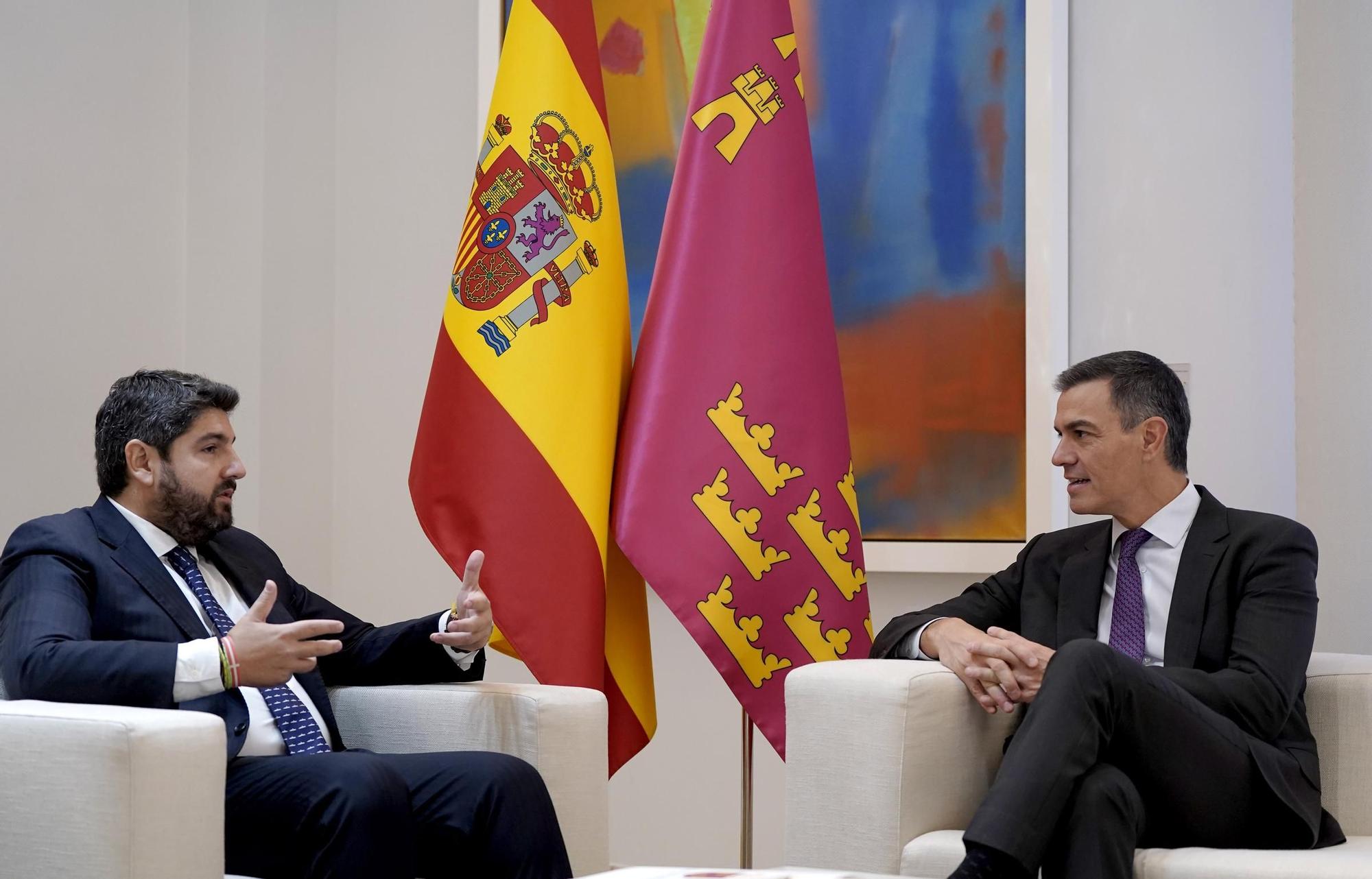 Pedro Sánchez y López Miras durante la reunión que han mantenido en Moncloa.