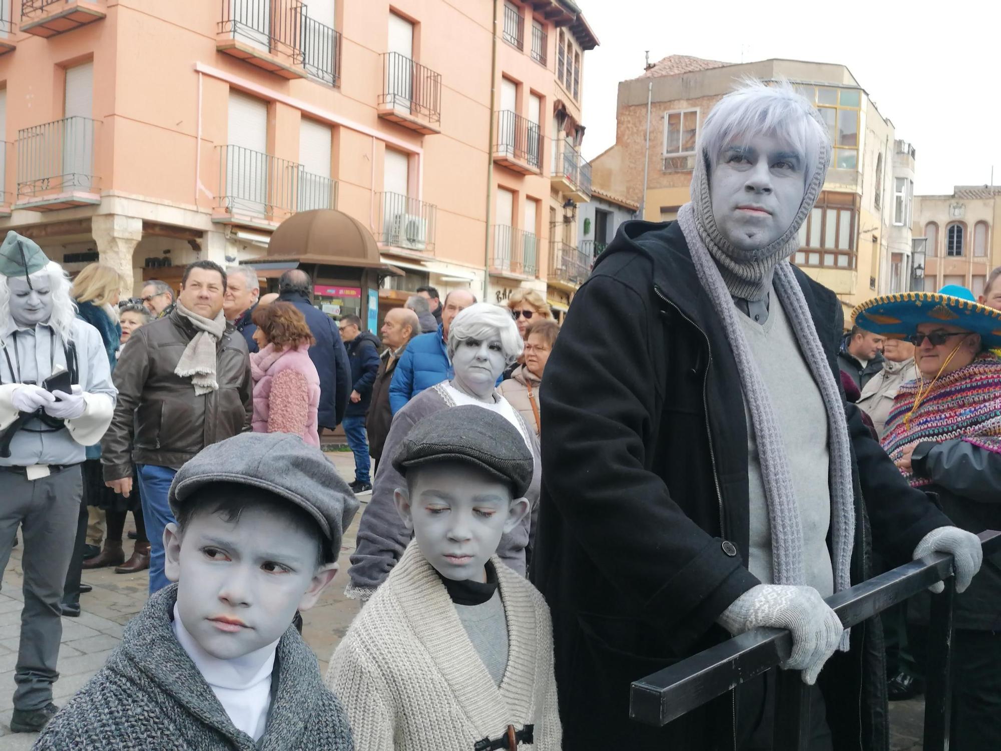 GALERÍA | Toro "parodia" su Carnaval