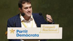 GRAF6985 BARCELONA  20 7 2019 - El consell nacional del PDeCAT ha aprobado este sabado la propuesta de la direccion de abrir un periodo de debate interno hasta el 20 de septiembre  en sus agrupaciones sectoriales y territoriales  para recoger propuestas de los asociados sobre la ordenacion del espacio de JxCat El presidente del Partit Democrata  David Bonvehi  ha destacado  en su discurso en abierto en el consell nacional  que los ultimos resultados electorales de JxCat -marca con la que ha concurrido PDeCAT-  no son del todo satisfactorios  y que es necesaria una  reflexion profunda sobre la evolucion  el espacio postconvergente  EFE Andreu Dalmau