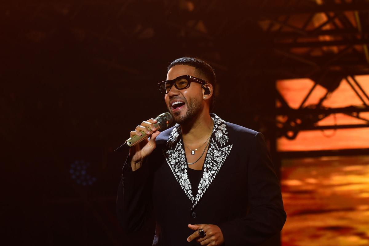El rey y el príncipe de la bachata enamoraron a 14.000 fans en el muelle de Batería