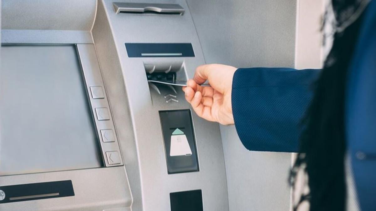 Imagen de arhivo de un cajero en la vía pública.