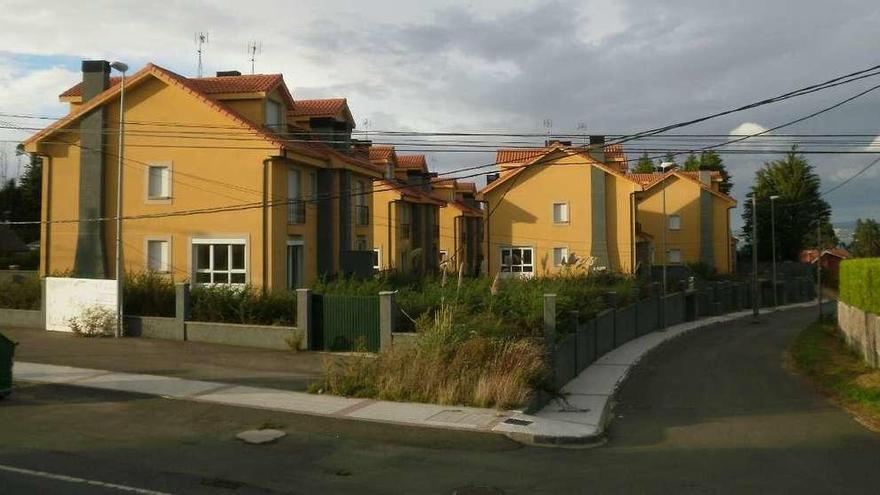 Urbanización de O Loureiro, en Sada, cuya licencia fue anulada en 2009.