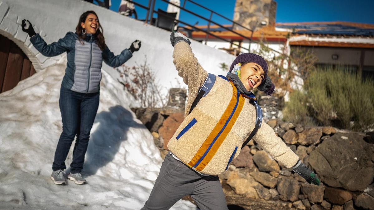 Operación nevada en el Teide