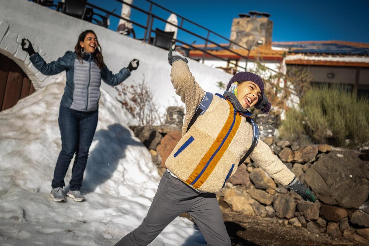 Operación nevada en el Teide