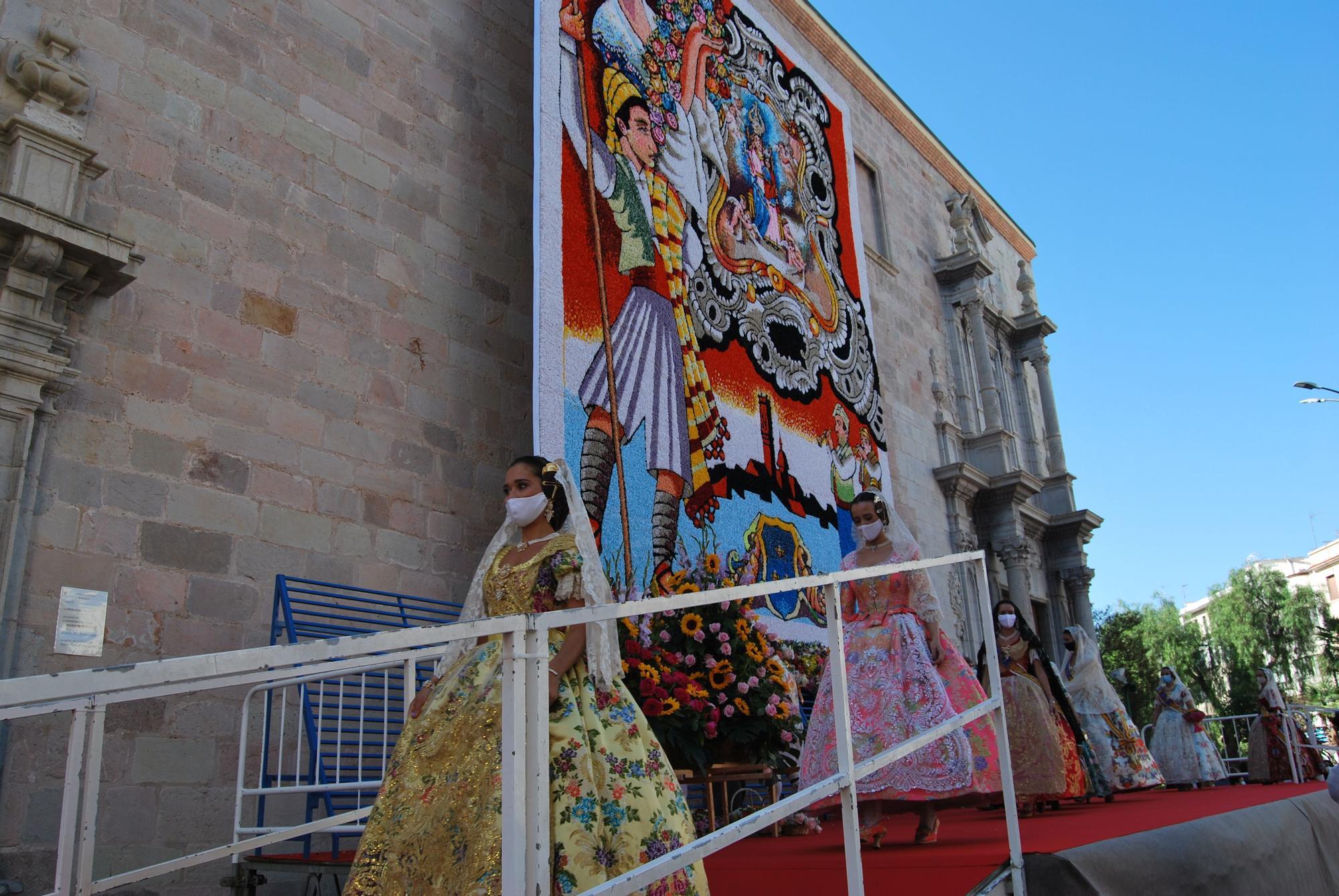 Ofrenda a la patrona de Burriana