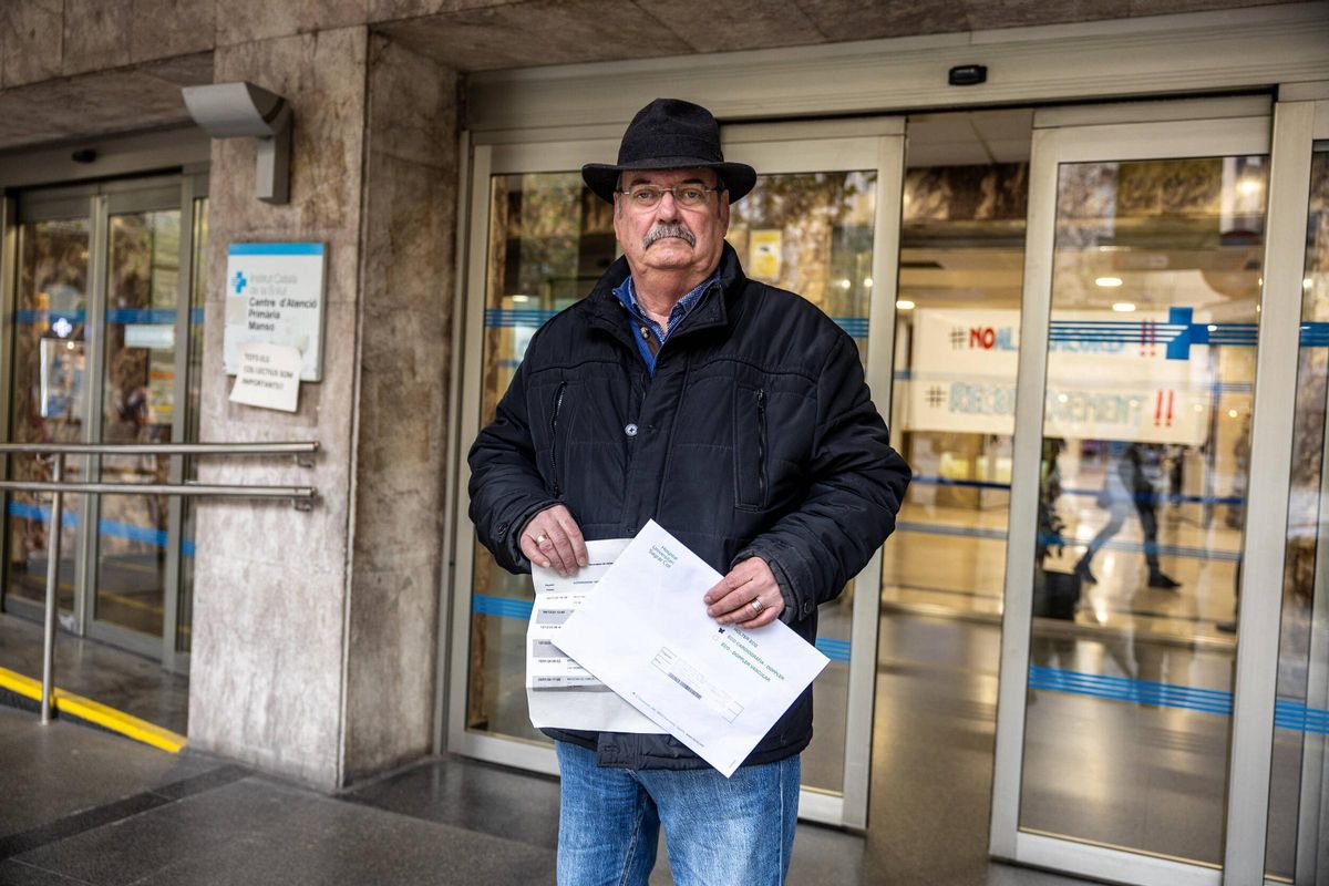 Ramon Almirall, paciente que hoy no pudo vacunarse en Manso por la huelga.