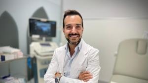 Delfín Couto es un médico especialista en angiología y cirugía vascular que ejerce en Santiago de Compostela y en Pontevedra.