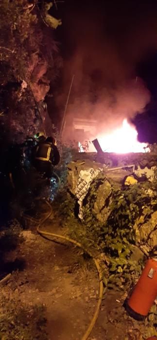 El incendio en una vivienda entre los barrios de Monagas y Zumacal se cobra la vida de un residente