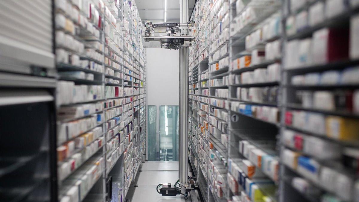 Imagen de archivo de un autodispensador de medicamentos.