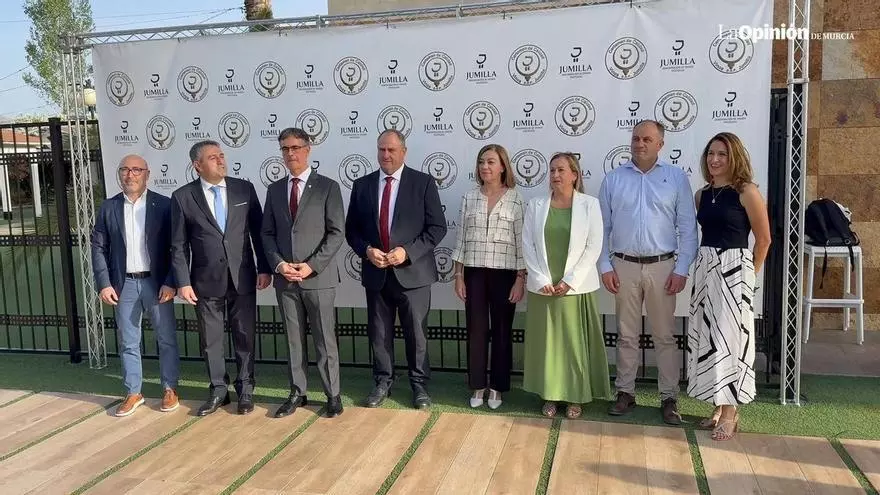 Entrega de las Medalla de Oro del 32 certamen de calidad vinos DOP Jumilla