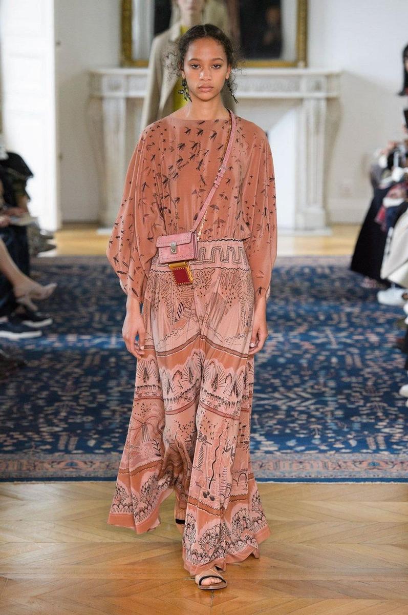 PFW P/V17: Valentino