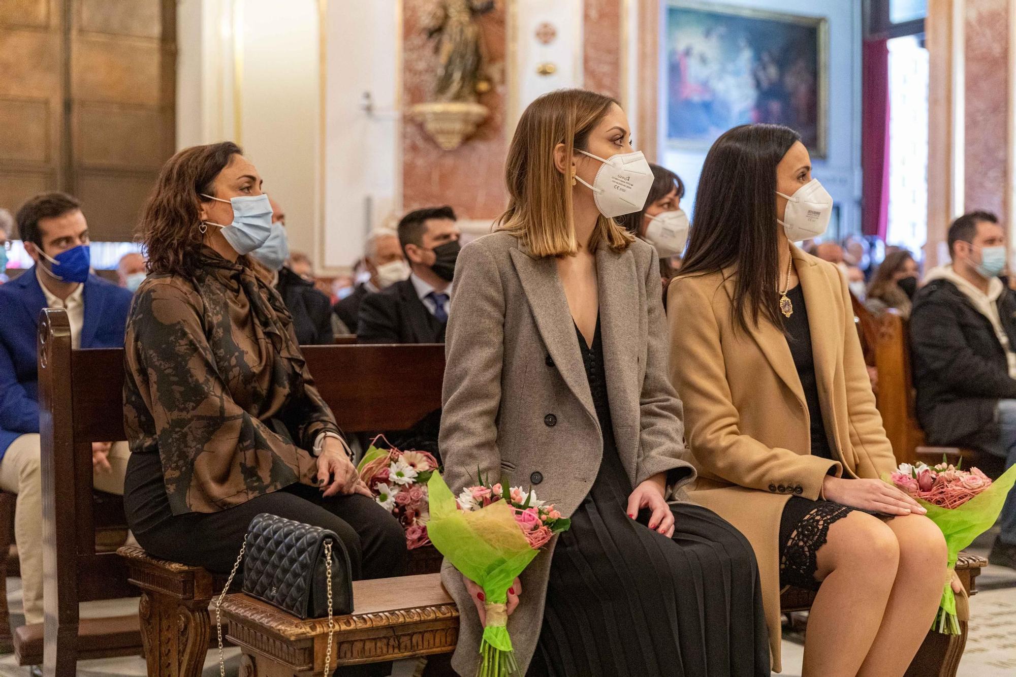 Ofrenda de las Fallas de Primera A a la Virgen de los Desamparados