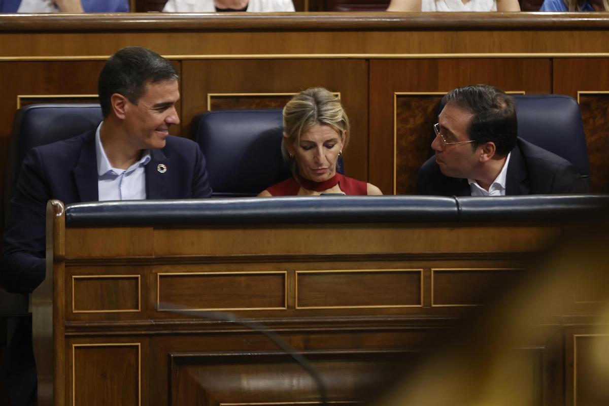 Pedro Sánchez y Yolanda Díaz en el Congreso.