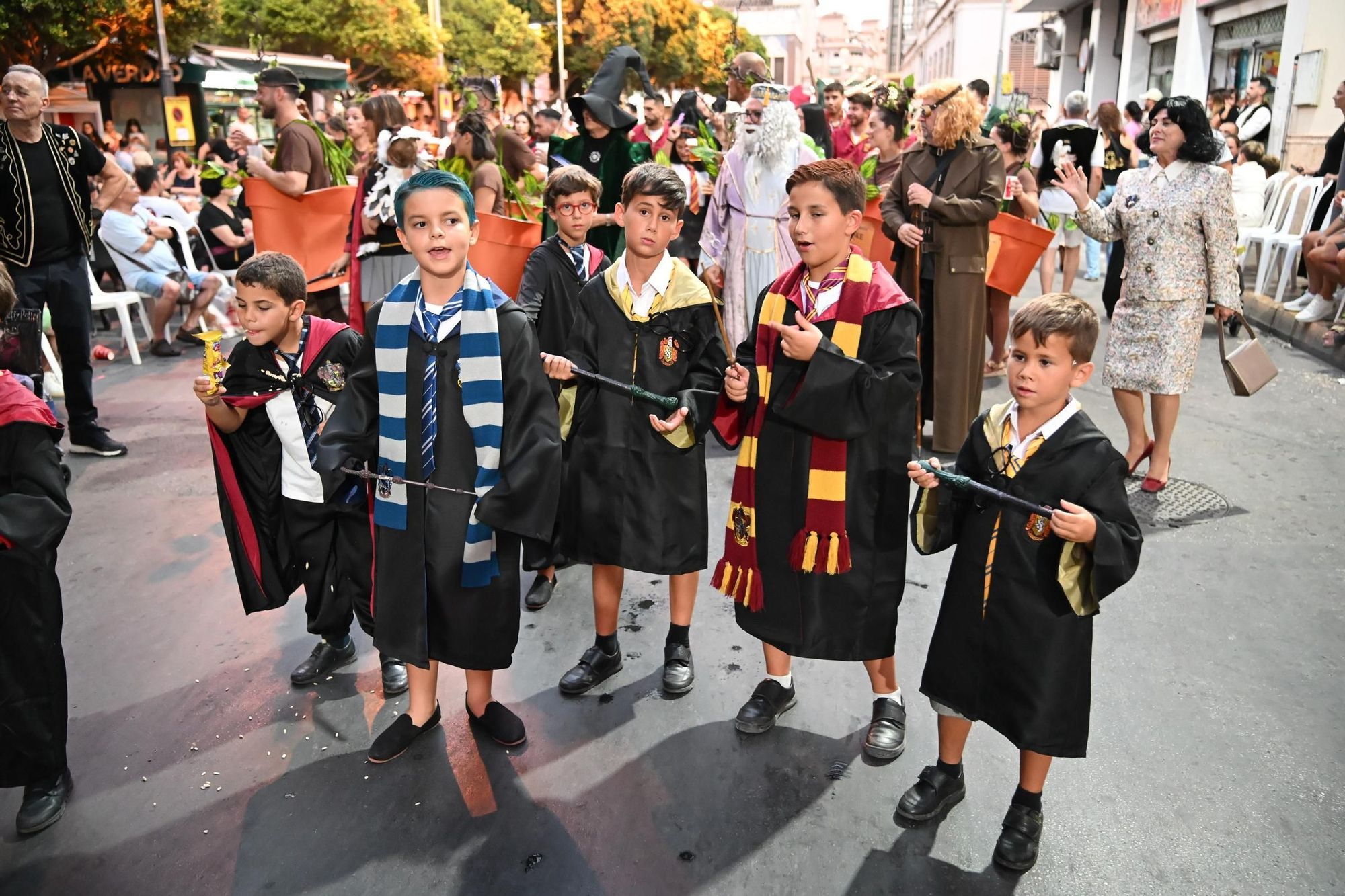Las mejores imágenes de la Retreta de los Moros y Cristianos de Orihuela