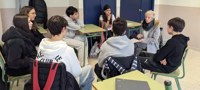 Estudiantes de Redondela aprenden de los emigrantes