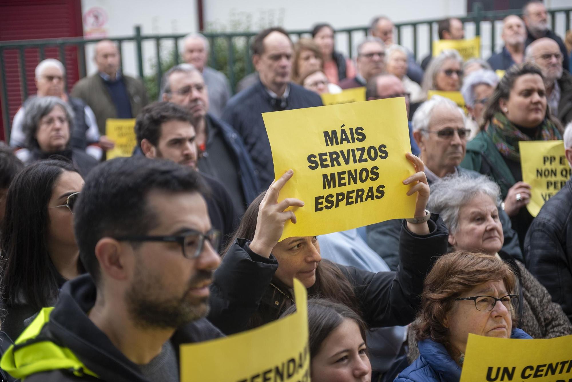 Protesta en Mera para exigir la mejora integral del centro de salud